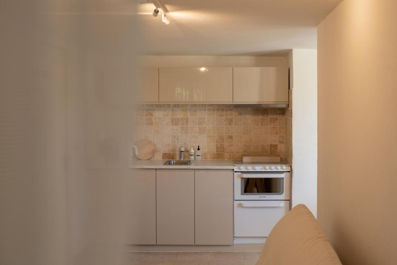 Nous Apartment *
